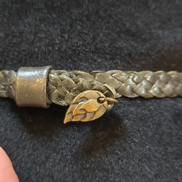 Helen Kaminski Australia Classic & Unique 100% Rabbit Fur Black Felt Hat - Picture 2 of 9